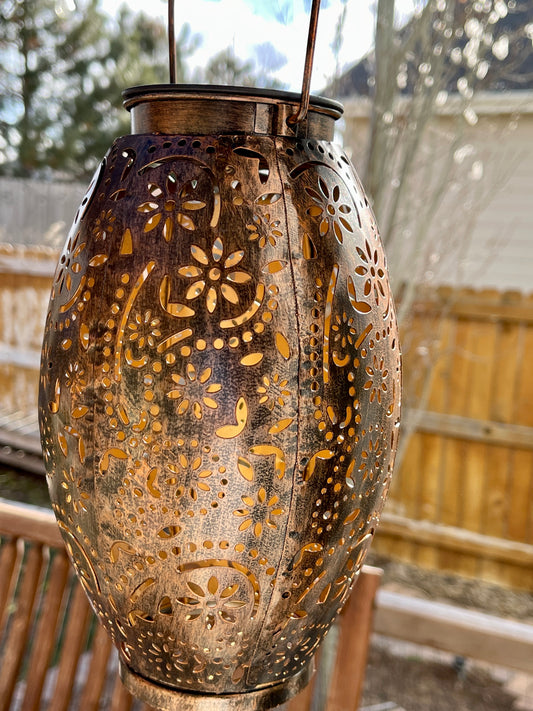 flowery solar lantern